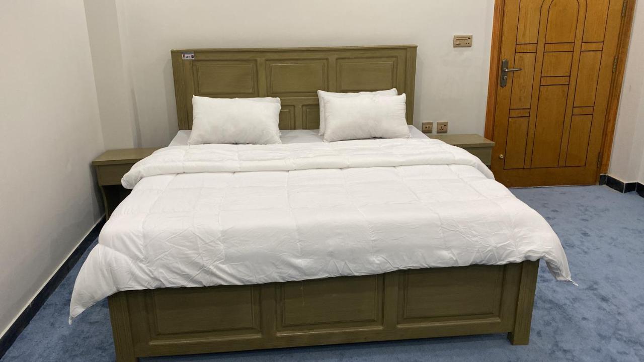 River Garden Hotel And Resort 나란 외부 사진